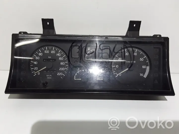 Renault 19 Compteur de vitesse tableau de bord 