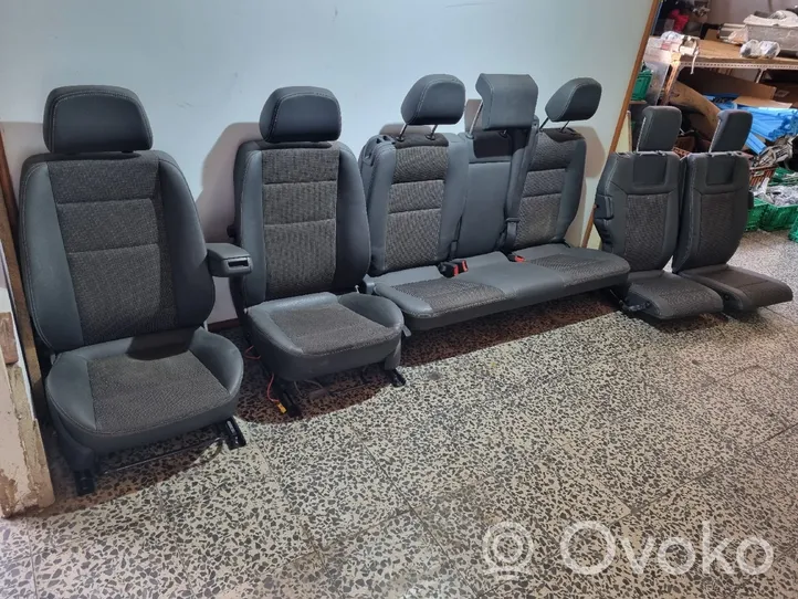 Opel Zafira C Set di rivestimento sedili e portiere 