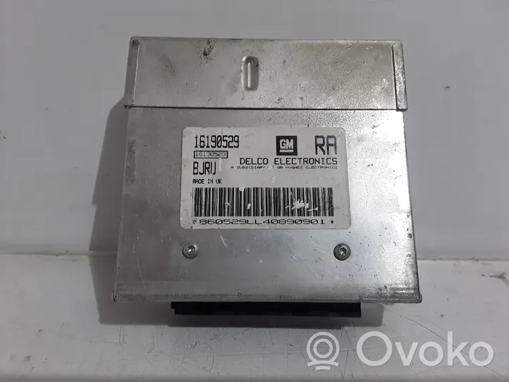 Opel Corsa B Engine control unit/module 