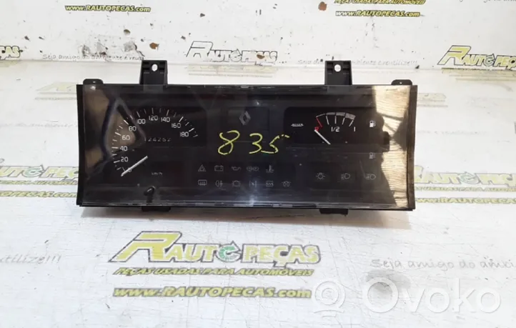 Renault Clio I Speedometer (instrument cluster) 