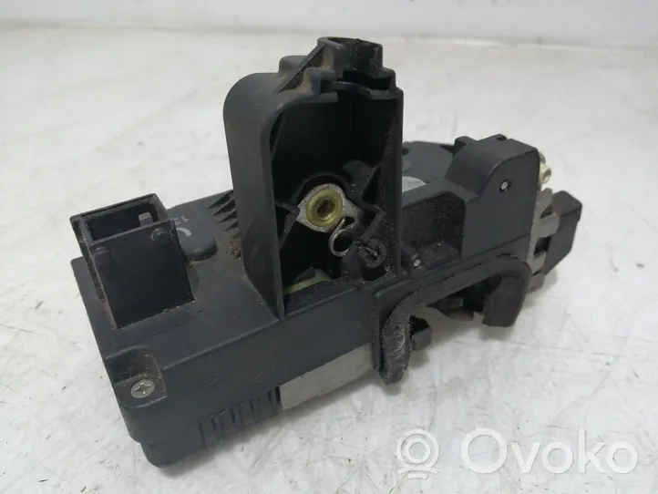 Opel Corsa C Rear door lock 