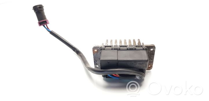 Audi A8 S8 D2 4D Résistance moteur de ventilateur de chauffage 4D0820521A