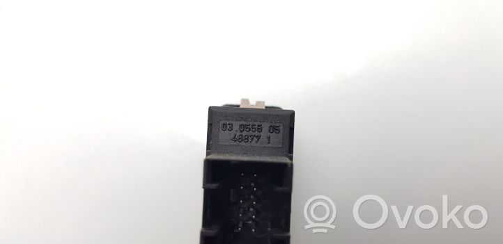 BMW 7 E38 AUX in-socket connector 8368346