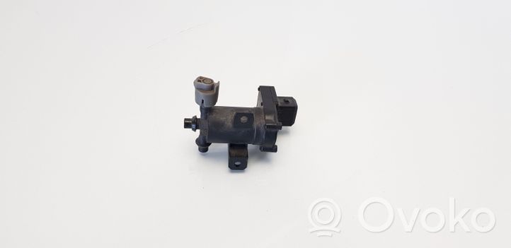 Mercedes-Benz C AMG W202 Solenoidinis vožtuvas A2028000178