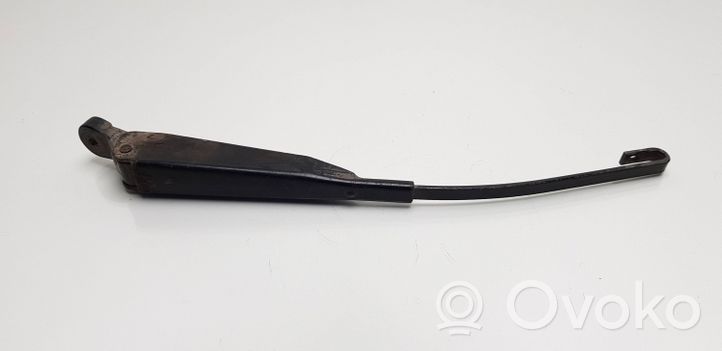 Opel Omega B1 Rear wiper blade arm 90457809
