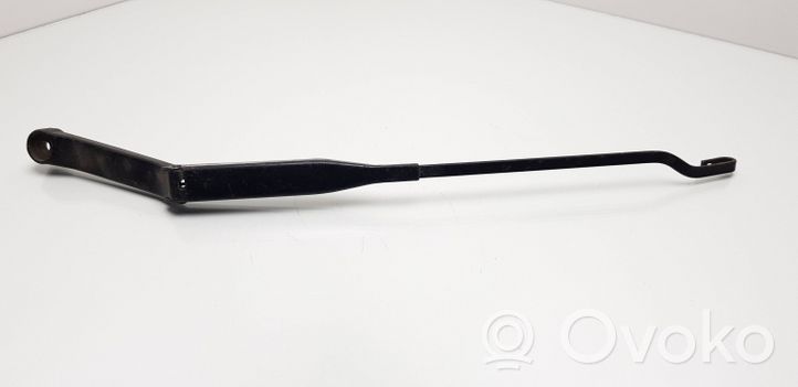 Audi 80 90 B3 Ножка стеклоочистителей лобового стекла 893955407C