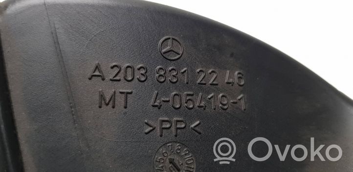Mercedes-Benz CLK A209 C209 Rura / Wąż dolotowy powietrza A2038312246