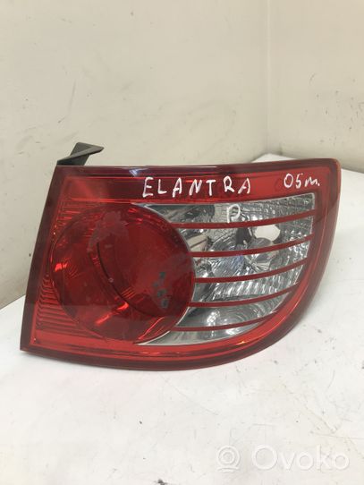 Hyundai Elantra Lampa tylna 