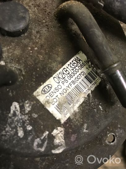 KIA Carens I Pompe à carburant 0K2KB133XA