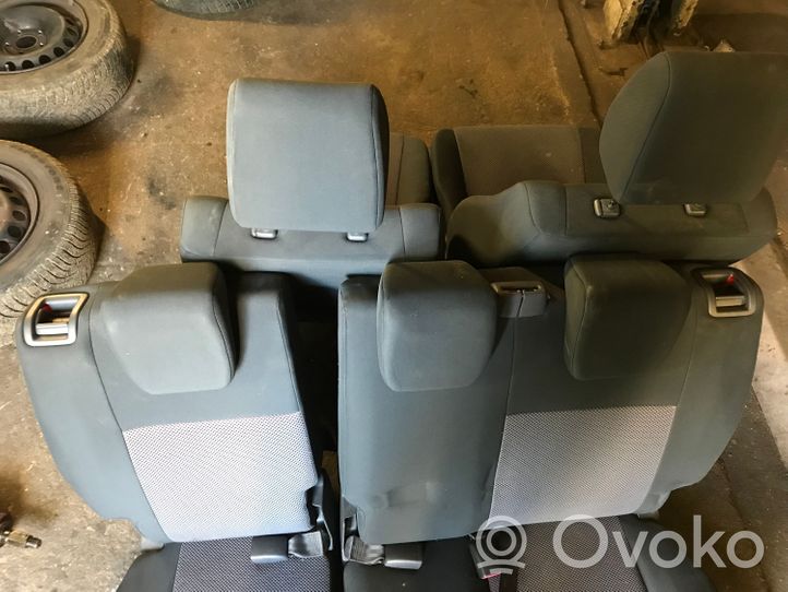 Suzuki SX4 Set interni 