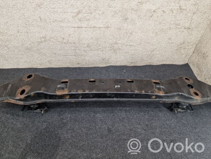 BMW 6 F12 F13 Renfort de pare-chocs arrière 7223159