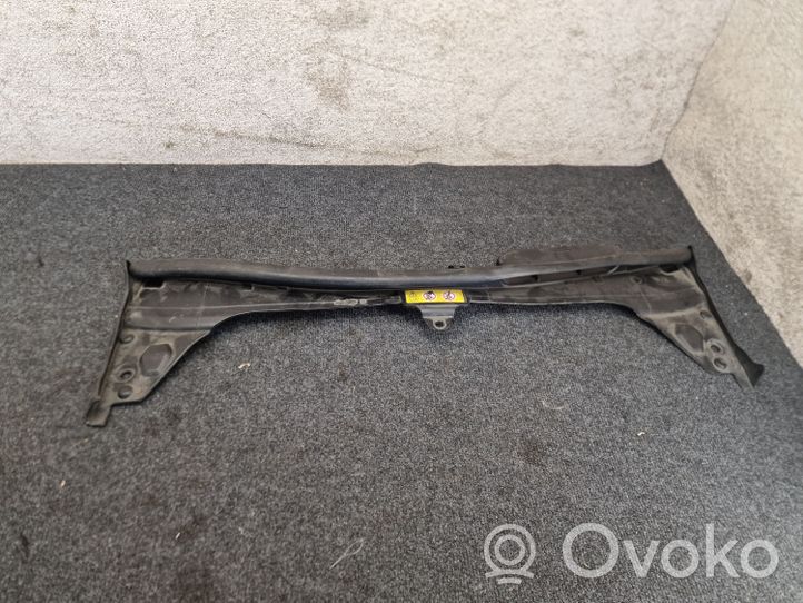 Mercedes-Benz C W205 Staffa del pannello di supporto del radiatore parte superiore A2055000055