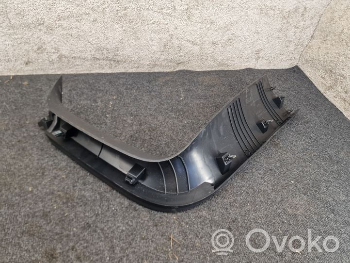 Mercedes-Benz GLC X253 C253 Rivestimento laterale del portellone posteriore/bagagliaio A2537400271