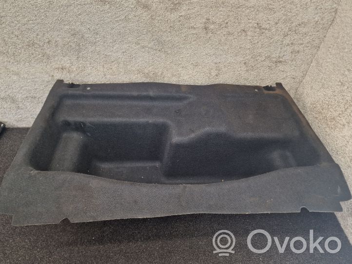 Mercedes-Benz S W222 Rivestimento vano della ruota di scorta A2226905404