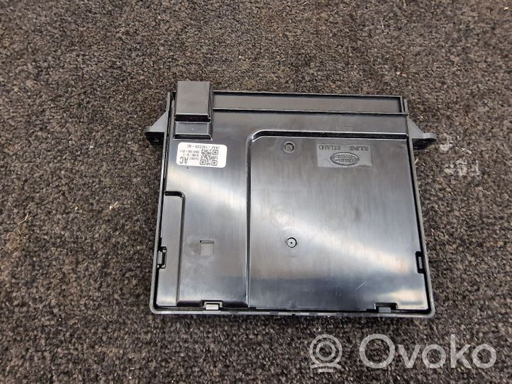 Land Rover Range Rover Velar Panel klimatyzacji J8A214C239AC