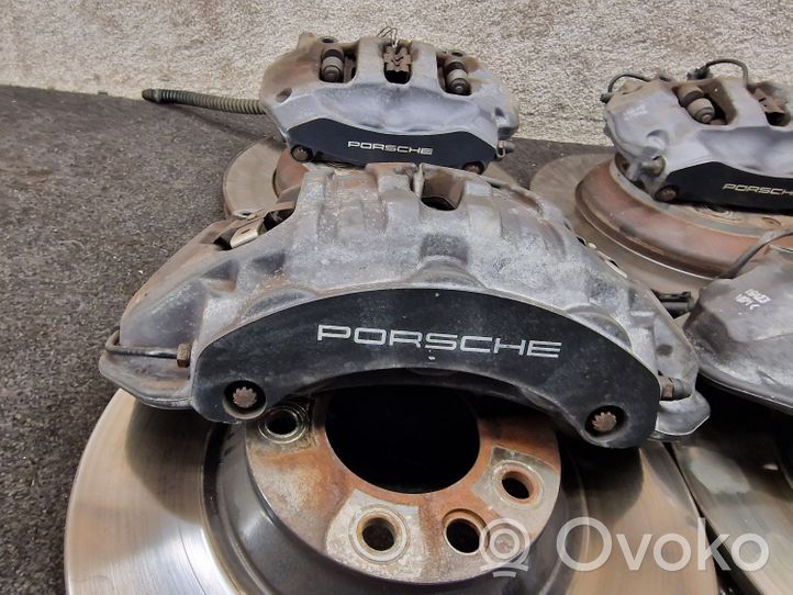 Porsche Cayenne (92A) Set dischi freno e pinze TP5615105CB