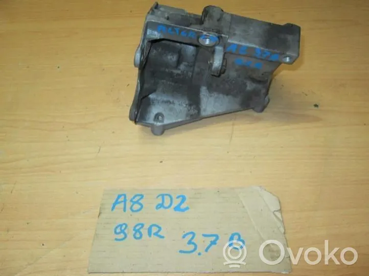 Audi A8 S8 D2 4D Supporto del generatore/alternatore 