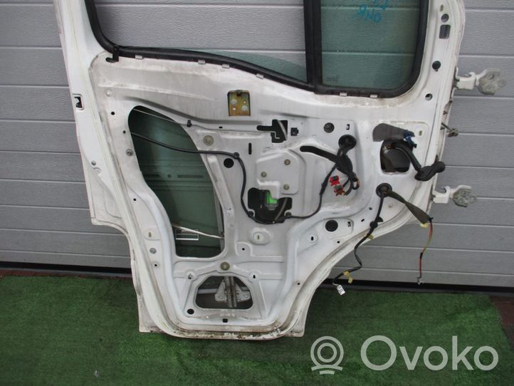 Opel Movano B Drzwi przednie 