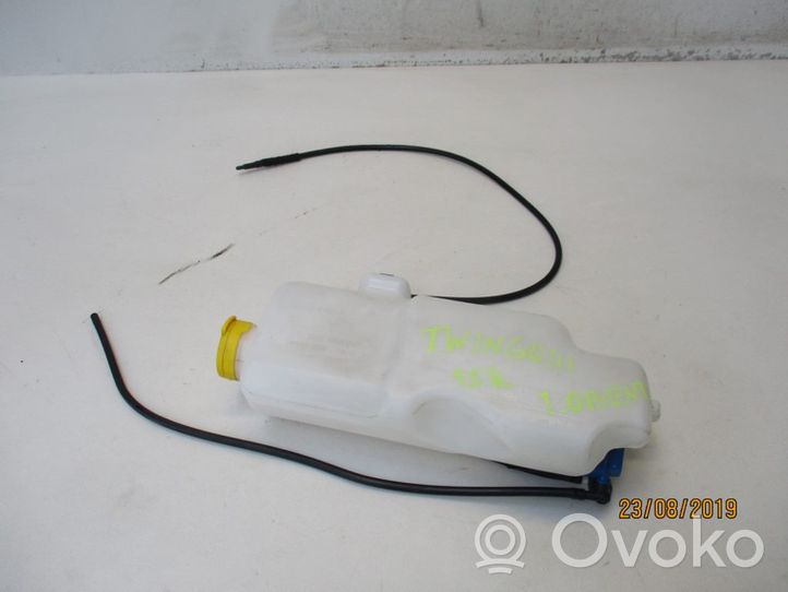 Renault Twingo III Windshield washer fluid reservoir/tank 8200697230