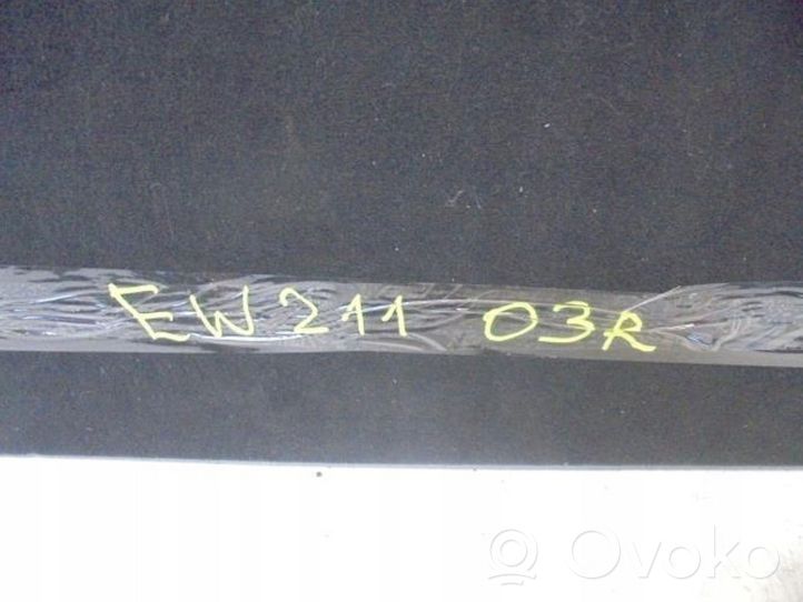 Mercedes-Benz E W211 Doublure de coffre arrière, tapis de sol A2466800041