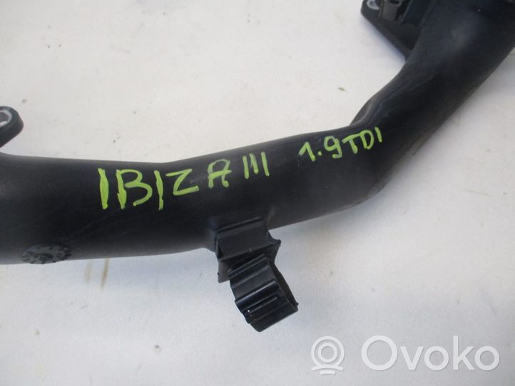 Seat Ibiza IV (6J,6P) Tube d'admission de tuyau de refroidisseur intermédiaire 