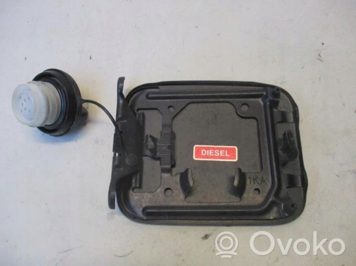 Nissan Juke I F15 Sportello del serbatoio del carburante 78830-CD000