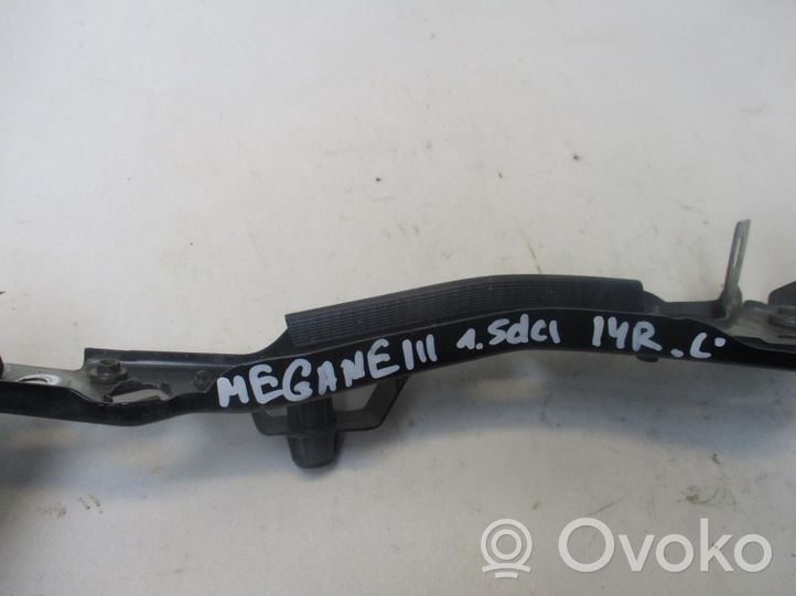 Renault Megane III Plaque avant support serrure de capot 