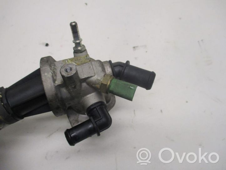 Fiat 500 Abarth Termostat / Obudowa termostatu 