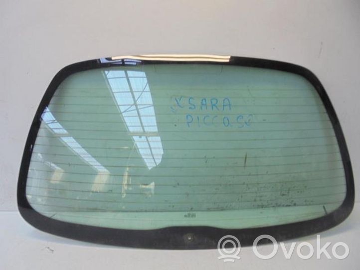 Citroen Xsara Picasso Szyba tylna 9825185980