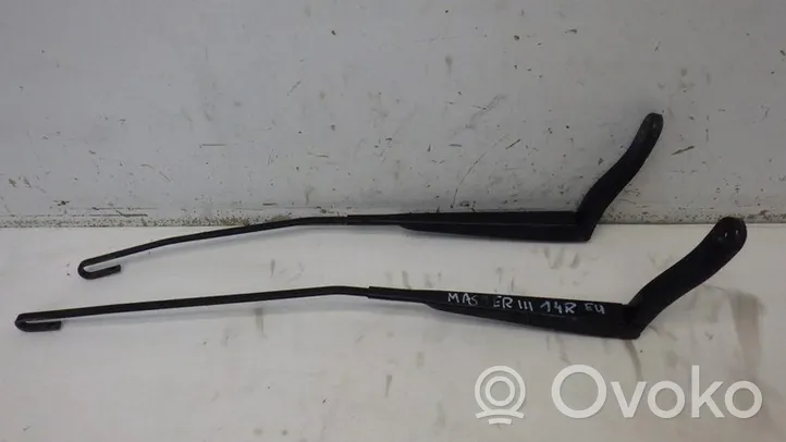 Opel Movano B Front wiper blade arm 8200734777