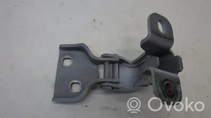 Opel Vivaro Front door lower hinge 804005400R