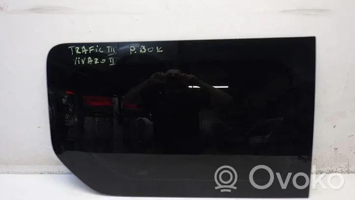 Opel Vivaro Rear side window/glass 