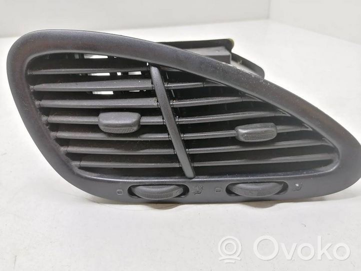 Ford Galaxy Griglia di ventilazione centrale cruscotto 7M1819728E