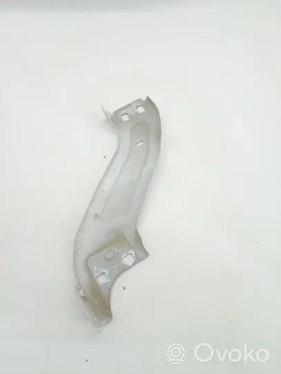 Citroen Berlingo Fender mounting bracket 