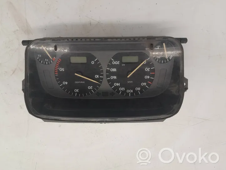 Volkswagen Golf III Compteur de vitesse tableau de bord 354001002