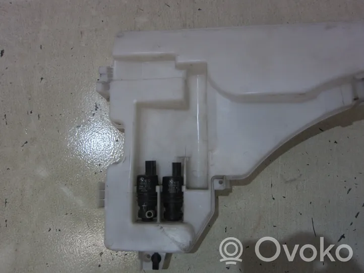 BMW X5 E70 Réservoir de liquide lave-glace 7162588