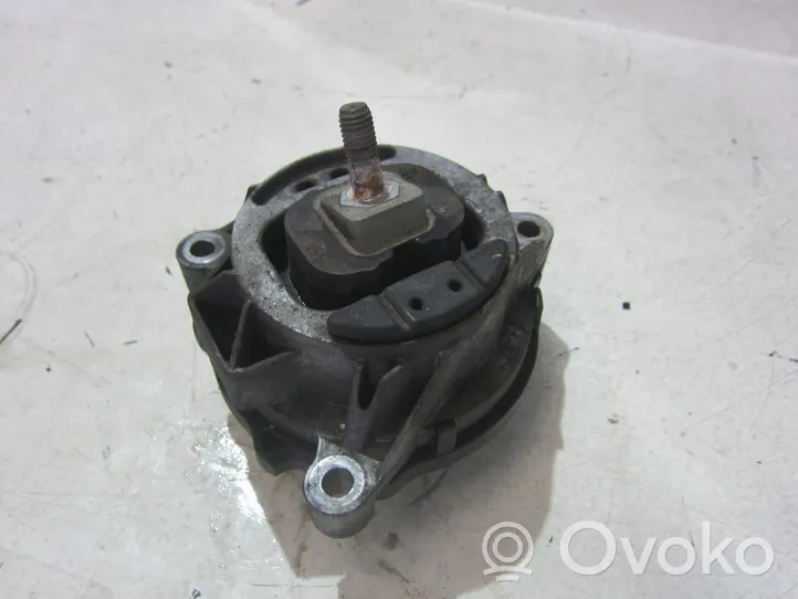 BMW 3 GT F34 Engine mount vacuum valve 6856184