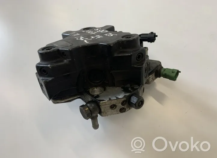 Volvo S80 Polttoaineen ruiskutuksen suurpainepumppu 8692521