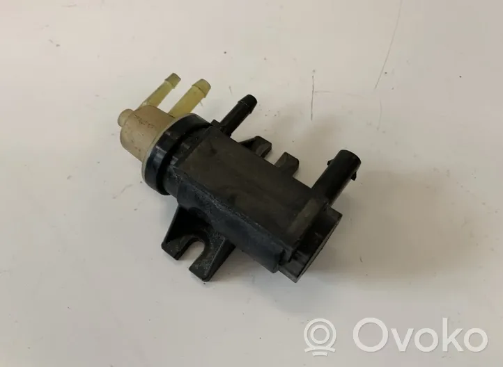 Mercedes-Benz GLK (X204) Turboahtimen magneettiventtiili A0091533128