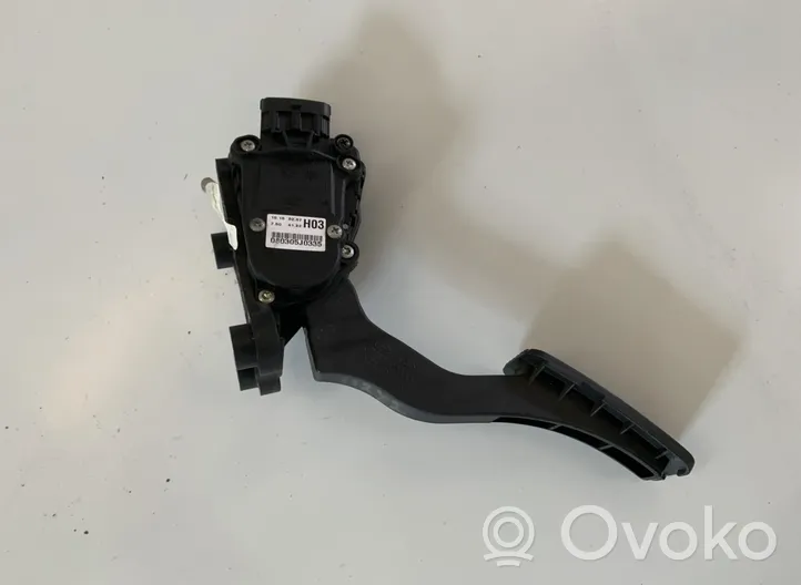 KIA Ceed Pedal del acelerador 080305J0335