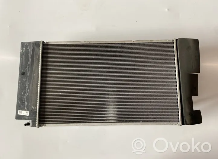 Toyota Avensis T270 Radiateur de refroidissement MF422134-0731