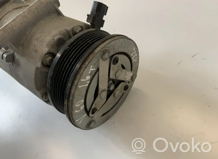 Volvo S60 Ilmastointilaitteen kompressorin pumppu (A/C) 31404441