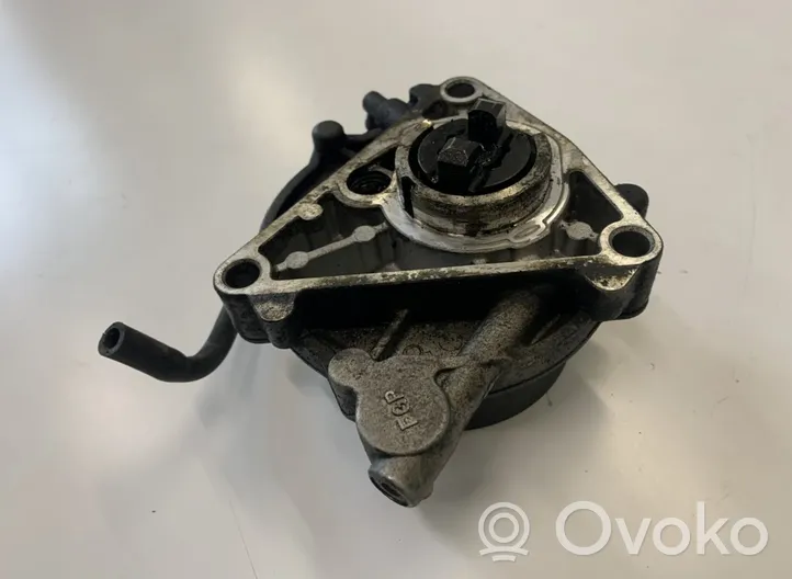 Opel Zafira B Pompe à vide 55187760