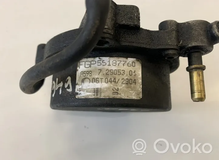 Opel Zafira B Pompa podciśnienia 55187760