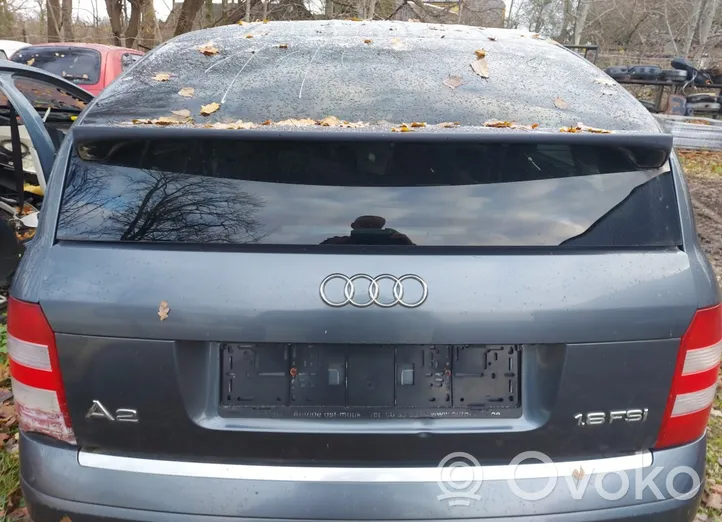 Audi A2 Takaluukun/tavaratilan kansi 
