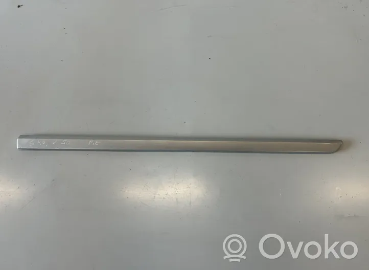 Volvo S40 Rivestimento della portiera anteriore (modanatura) 39987037