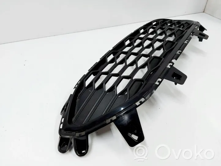 Ford Kuga III Grille calandre supérieure de pare-chocs avant LV4B-8200