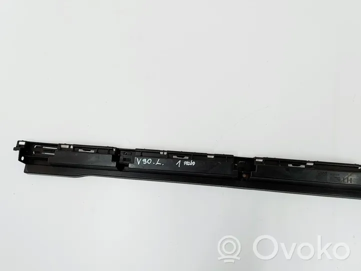 Volvo S90, V90 Takaoven kynnyksen suojalista 31386129