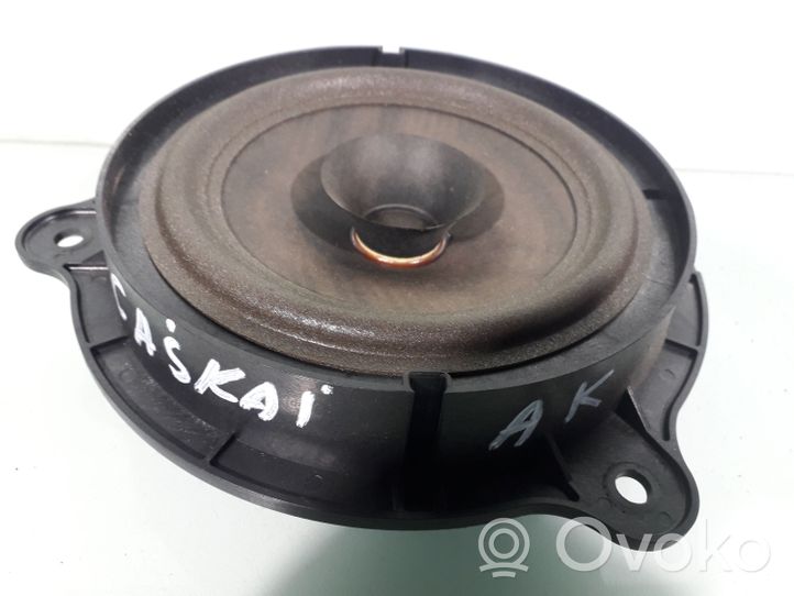 Nissan Qashqai Enceinte de porte arrière 28156AV700