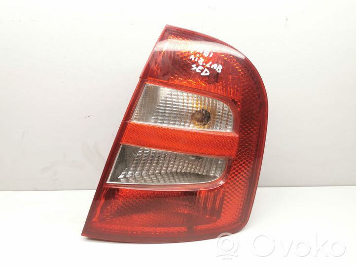 Skoda Fabia Mk1 (6Y) Lampa tylna ZSB6Y6945096